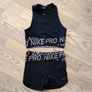 Nike Pro Black Workout Set